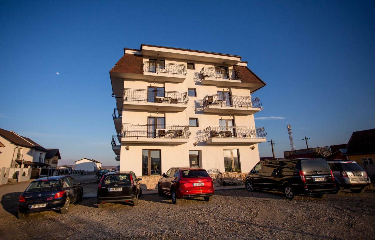 Sara, Alba Alba Iulia Eksteriør billede
